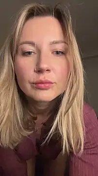 WhereisAlice online show from April 2026 07:28:02 PM