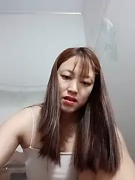Snapshot of -Bitilu- chatting on May 2026 08:15:01 PM -Bitilu- online show from May 2026 08:15:01 PM