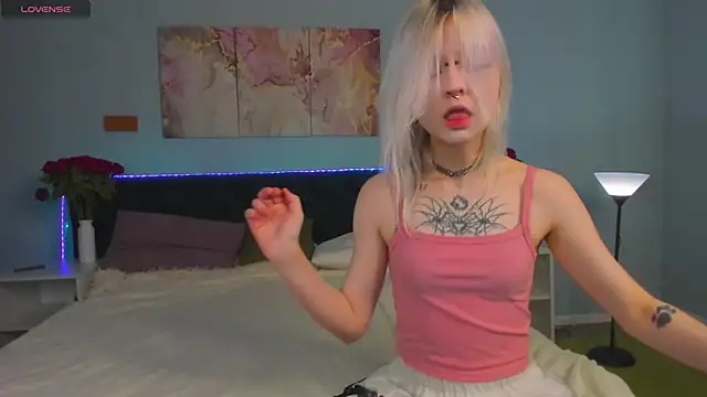 Mary Wester online show from April 2026 01:06:02 AM