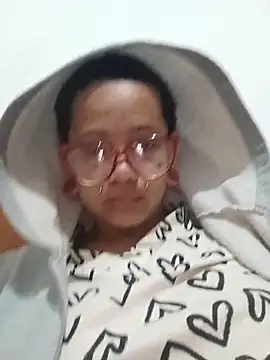 xblackstarX1 online show from April 2026 01:30:01 PM