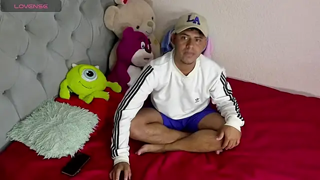 Zaym Liam online show from March 2026 10:44:01 PM