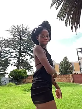 DarkChocolateSlender  online show from March 2026 12:16:01 PM