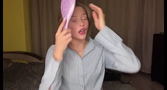 MercyShadows online show from April 2026 05:07:01 PM