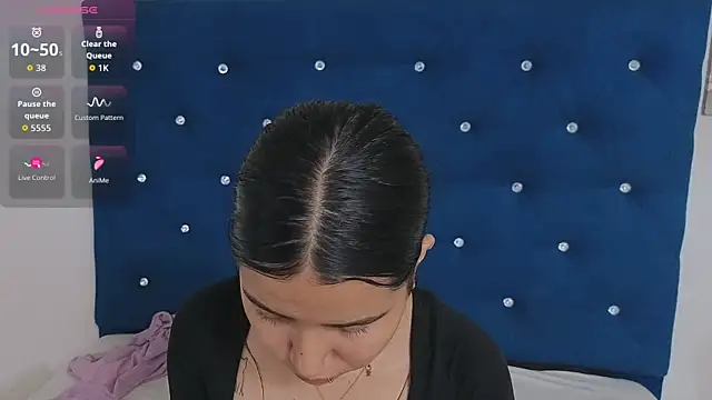 Morgansmithx online show from April 2026 02:33:02 PM