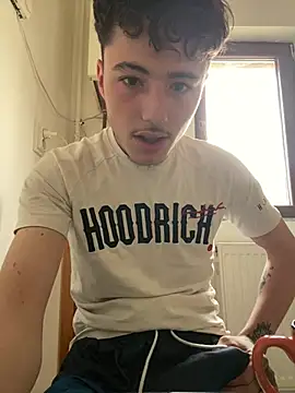 denysio69 online show from April 2026 05:03:01 AM