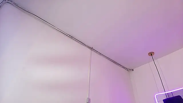 scarlett turner  online show from April 2026 01:05:02 PM