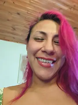 Snapshot of tatianabelli chatting on July 2026 09:44:02 PM tatianabelli online show from July 2026 09:44:02 PM