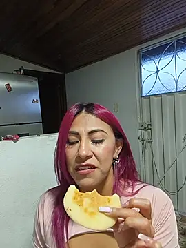 Snapshot of tatianabelli chatting on July 2026 11:08:02 PM tatianabelli online show from July 2026 11:08:02 PM