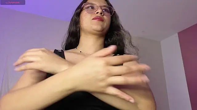 babylexi18 online show from April 2026 08:24:02 PM