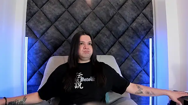 MatthewDavis  online show from April 2026 11:36:01 AM