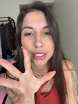 Snapshot of Carolzinhalux69 chatting on July 2026 05:28:01 PM Carolzinhalux69 online show from July 2026 05:28:01 PM