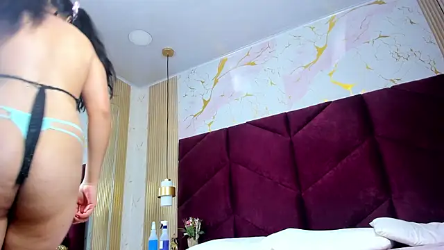 Lia Nikol online show from April 2026 01:41:01 PM