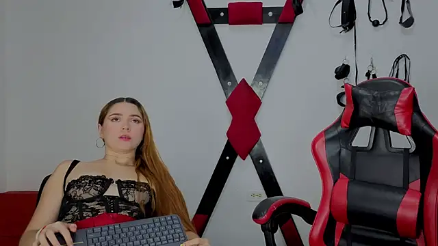 Hana and Zeta2026 online show from April 2026 12:17:02 PM