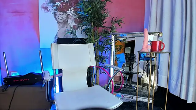 LexyNova  online show from April 2026 05:35:02 PM