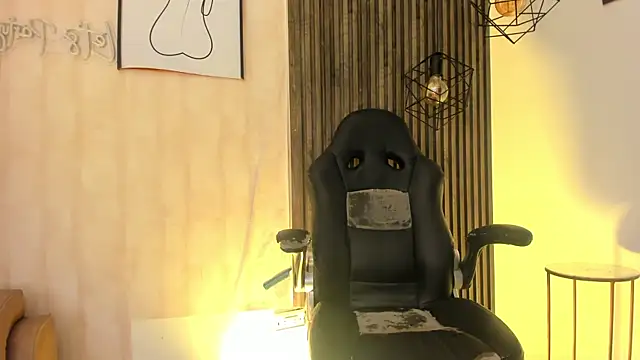 LexyNova  online show from May 2026 07:23:02 PM