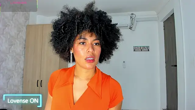 baddie delaylaa online show from April 2026 06:20:01 PM