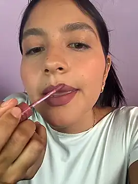 SophiaCastro09  online show from April 2026 09:37:02 PM