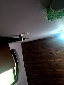 SophiaCastro09  online show from April 2026 05:26:01 PM