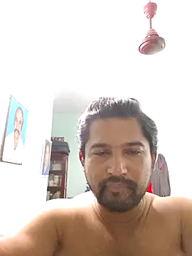 varun2184 online show from April 2026 06:17:01 PM