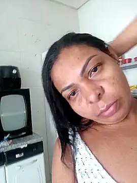 Crislover77 online show from April 2026 11:44:02 AM