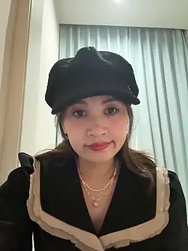 Yang 218 online show from April 2026 04:54:01 AM