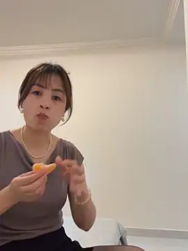 Yang 218 online show from April 2026 06:03:02 AM