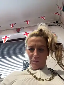 GG-Beautiful-Nightmare online show from April 2026 04:11:02 PM