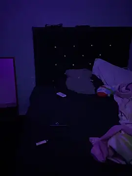 C1N09 online show from April 2026 07:06:01 AM