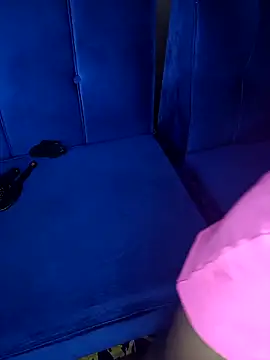 spankingsbee online show from April 2026 08:15:01 AM