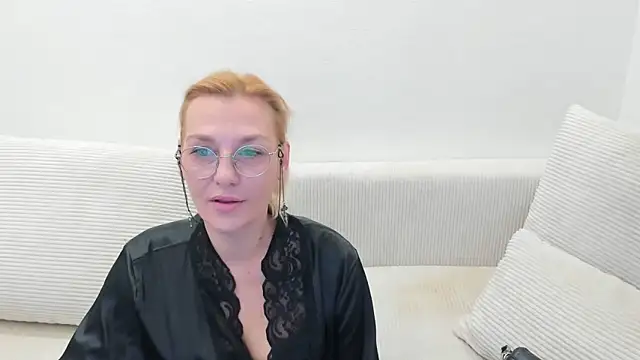 OeigesMik online show from April 2026 09:46:02 AM