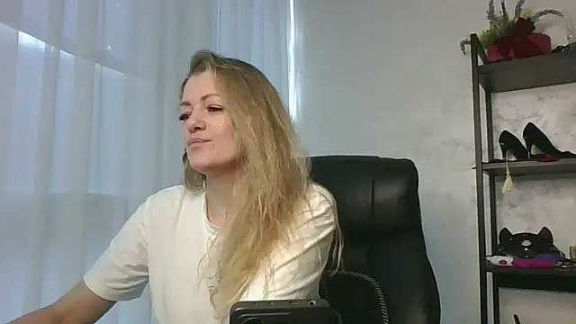 SeedneySi online show from April 2026 10:06:01 AM