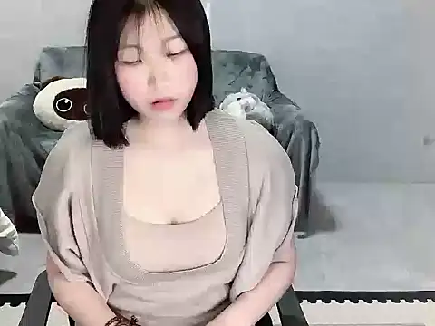 YangYang--baby online show from April 2026 03:49:01 PM