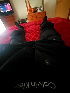 Vale1710 online show from April 2026 02:49:01 PM