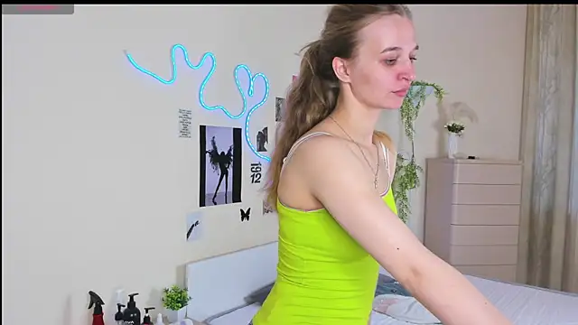 Velour Switch online show from April 2026 05:16:02 AM