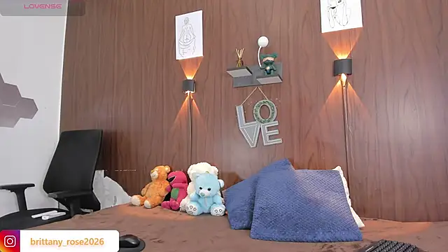  Brittany0 online show from April 2026 12:38:01 PM