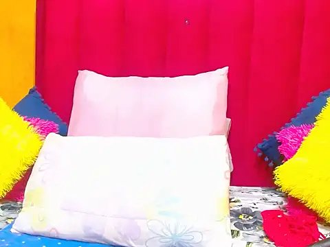 Cherrybootyofjoy86 online show from April 2026 06:46:01 AM