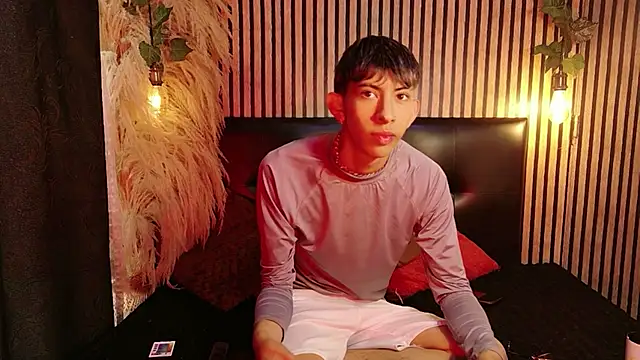 Tommy Fox online show from April 2026 01:06:02 PM