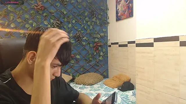 maxim rod online show from April 2026 03:18:01 AM