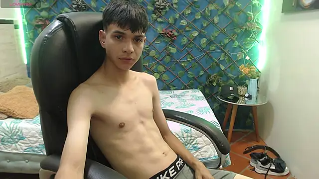 maxim rod online show from April 2026 03:50:02 AM