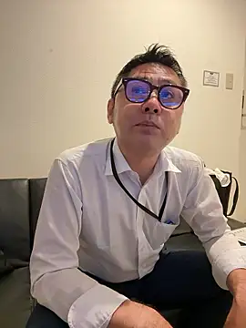 Snapshot of RYUICHI_1919 chatting on June 2026 10:27:02 AM RYUICHI 1919 online show from June 2026 10:27:02 AM
