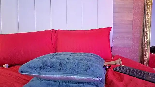 KerlenTeen online show from April 2026 07:45:01 AM