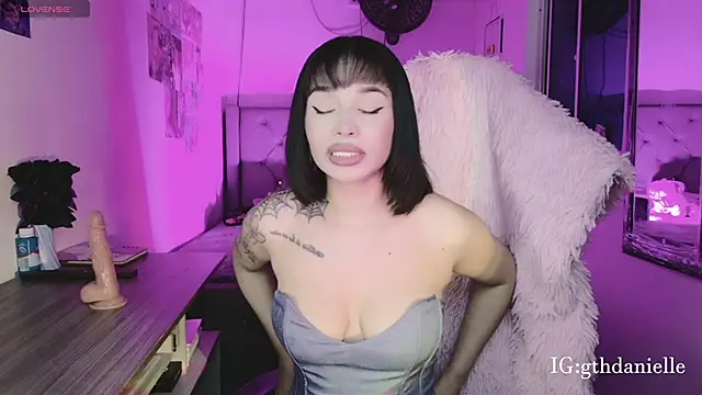 goth Valentinna online show from April 2026 05:14:02 AM