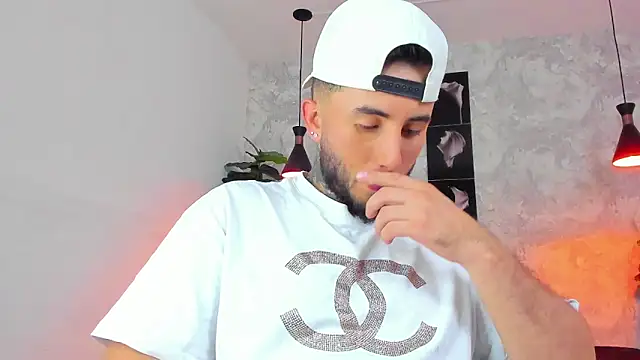 martin foster  online show from April 2026 08:58:02 PM