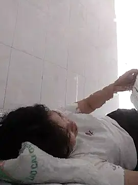 Saryloveparadise online show from April 2026 08:15:01 AM