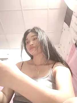 Saryloveparadise online show from April 2026 06:02:01 AM