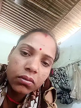 Sapnaroy1213 online show from April 2026 02:53:02 AM