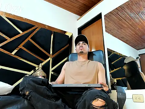 LucaColmal online show from April 2026 03:37:02 AM