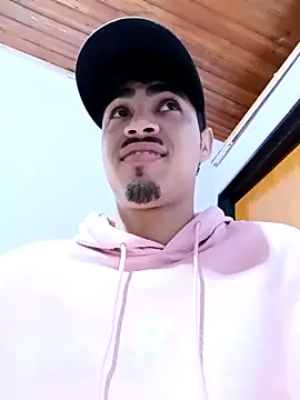 LucaColmal online show from April 2026 02:48:01 AM