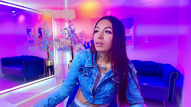 Charlotte bower online show from April 2026 07:50:02 PM