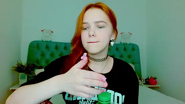 Snapshot of Melissa_me0w chatting on June 2026 06:40:01 AM Melissa me0w online show from June 2026 06:40:01 AM